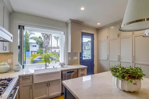 823 9th St, Coronado, CA 92118 photo 14