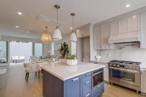 823 9th St, Coronado, CA 92118 photo 17