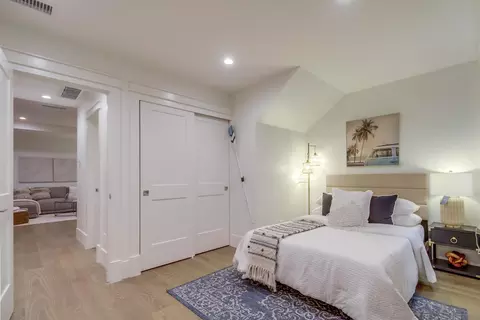 823 9th St, Coronado, CA 92118 photo 32