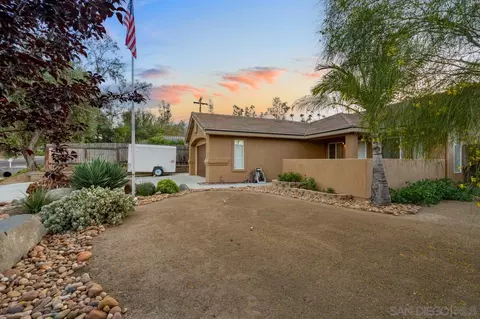 13154 Aurora Dr, El Cajon, CA 92021 photo 62