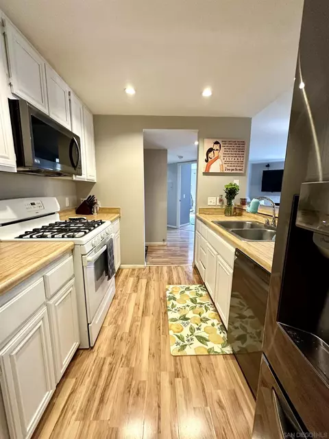2972 Elm Tree Ct, Spring Valley, CA 91978 photo 6
