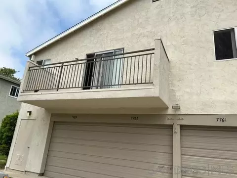 7765 Camino Glorita, San Diego, CA 92122