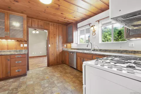 1242 Marshall Rd, Alpine, CA 91901 photo 32
