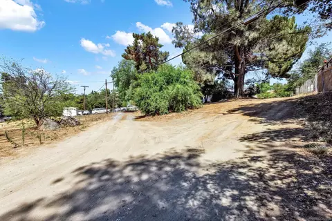 1242 Marshall Rd, Alpine, CA 91901 photo 8