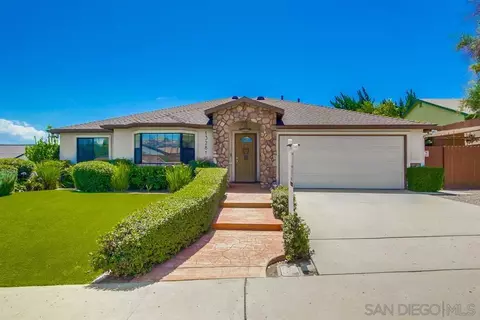 13281 Olive Meadows Dr, Poway, CA 92064