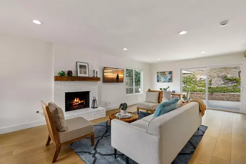 10236 Avenida De La Cantina, San Diego, CA 92129