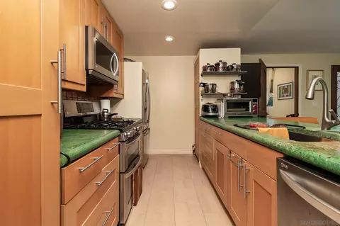 9567 Upland St, Spring Valley, CA 91977 photo 18
