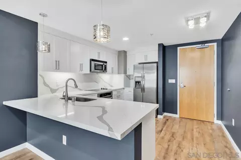 1150 J St #312, San Diego, CA 92101