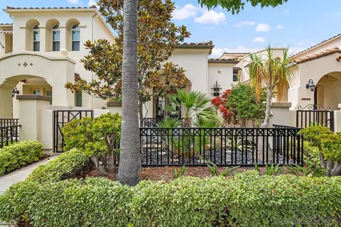 2124 Historic Decatur Rd, San Diego, CA 92106