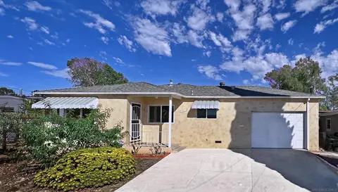 5211 Nutmeg St, San Diego, CA 92105