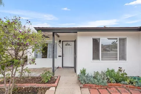 3823 Boren St, San Diego, CA 92115