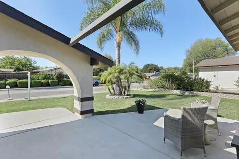 2617 Meadow Ln, Escondido, CA 92027 photo 5