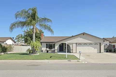 2617 Meadow Ln, Escondido, CA 92027 photo 2
