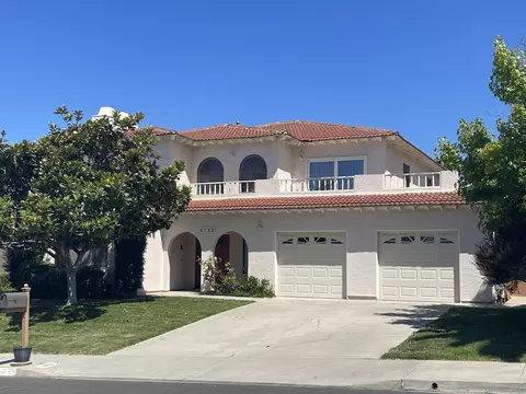 2732 Unicornio St, Carlsbad, CA 92009