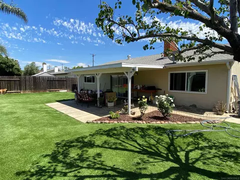 1910 Kingston Dr, Escondido, CA 92027