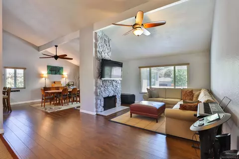 9461 Calle Del Lago, Santee, CA 92071 photo 5