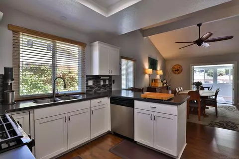 9461 Calle Del Lago, Santee, CA 92071 photo 17