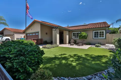9461 Calle Del Lago, Santee, CA 92071 photo 3