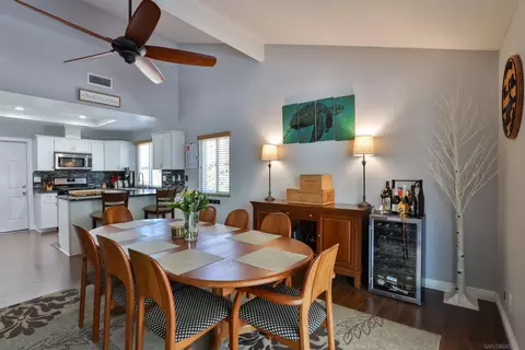9461 Calle Del Lago, Santee, CA 92071 photo 8