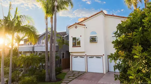 934 Agate St, San Diego, CA 92109