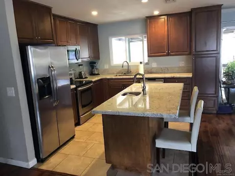 5725 Lambda Ln, La Mesa, CA 91942 photo 4