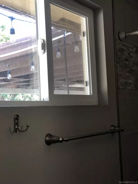 5725 Lambda Ln, La Mesa, CA 91942 photo 9
