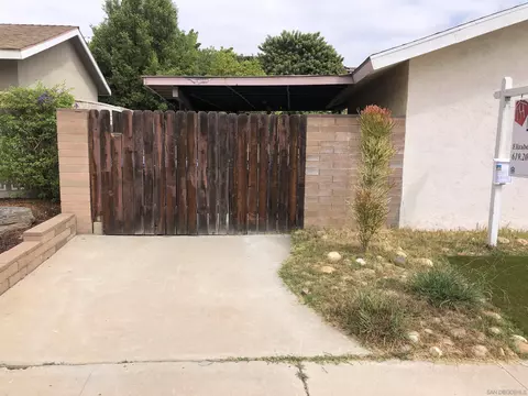 5725 Lambda Ln, La Mesa, CA 91942 photo 3