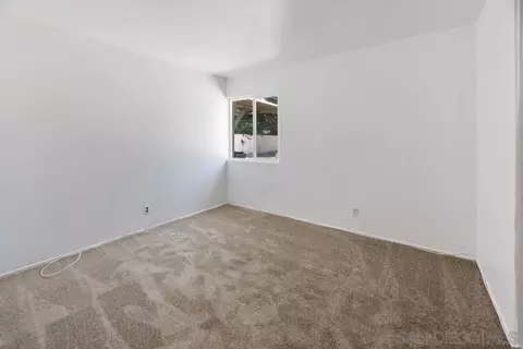 3452 Hacienda Dr, Oceanside, CA 92054 photo 20