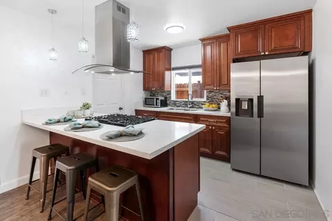 3452 Hacienda Dr, Oceanside, CA 92054 photo 10