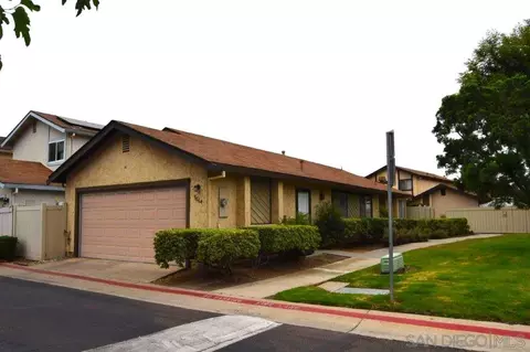 9664 Seth Ln, Santee, CA 92071 photo 2