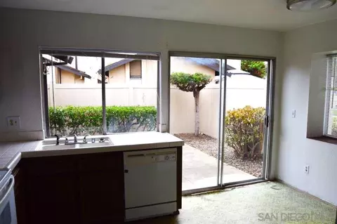 9664 Seth Ln, Santee, CA 92071 photo 7