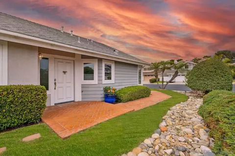 6849 Shearwaters Dr, Carlsbad, CA 92011 photo 4