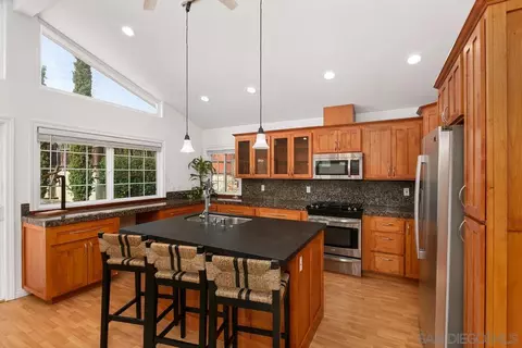 12756 Casa Avenida, Poway, CA 92064 photo 10