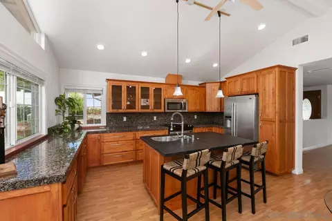 12756 Casa Avenida, Poway, CA 92064 photo 9