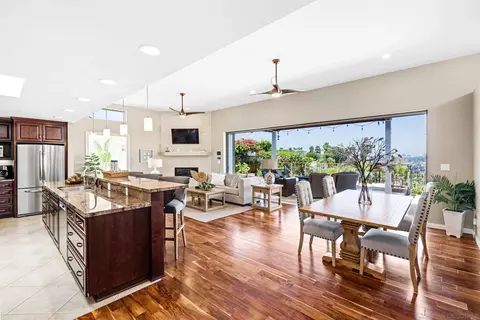 5785 Soledad Mountain Rd, La Jolla, CA 92037 photo 7