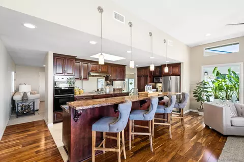 5785 Soledad Mountain Rd, La Jolla, CA 92037 photo 8