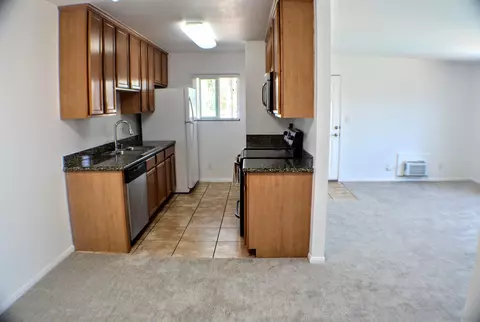 559 E Madison Ave #112, El Cajon, CA 92020 photo 11