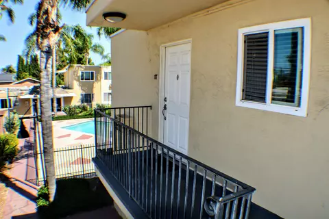 559 E Madison Ave #112, El Cajon, CA 92020 photo 2