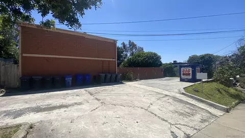 8685 Mellmanor Dr, La Mesa, CA 91942 photo 2