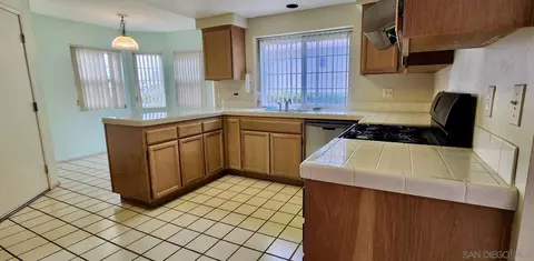 1888 Timber Trl, Vista, CA 92081 photo 5