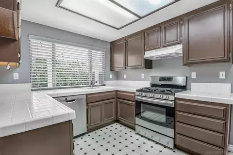39884 N General Kearny Rd, Temecula, CA 92591 photo 10