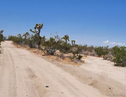 0 Tbd #7, Llano, CA 93544 photo 23