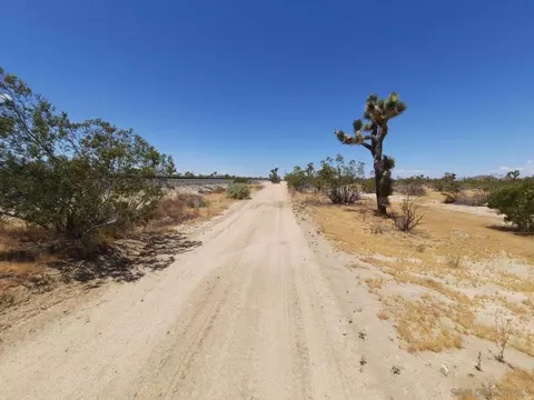 0 Tbd #7, Llano, CA 93544 photo 18