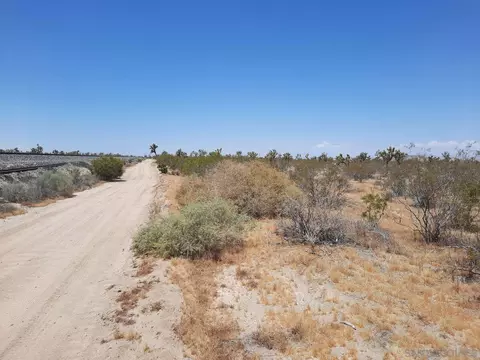 0 Tbd #7, Llano, CA 93544 photo 12