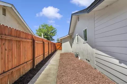 6630 Montclair Dr, Riverside, CA 92504 photo 40