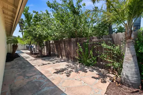 2249 Casa Cielo, Spring Valley, CA 91977 photo 18