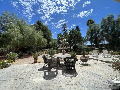 642 Cantara Ln, Vista, CA 92081 photo 25