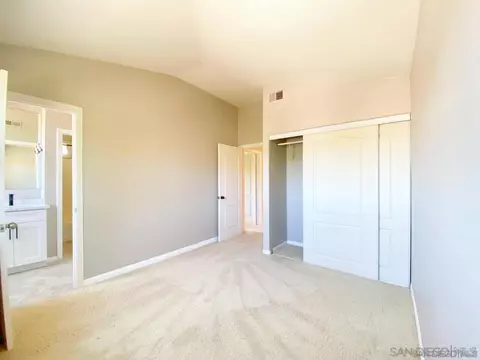 642 Cantara Ln, Vista, CA 92081 photo 19