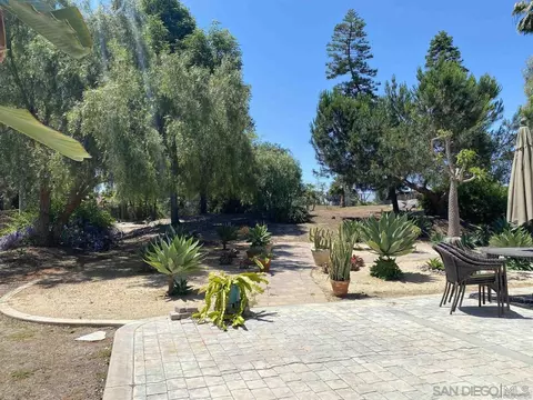 642 Cantara Ln, Vista, CA 92081 photo 26