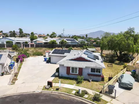 7575 Careybrook Ln, San Diego, CA 92114